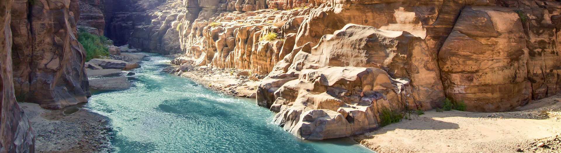Fraîcheurs Jordaniennes : canyons secrets, mer morte & mer rouge